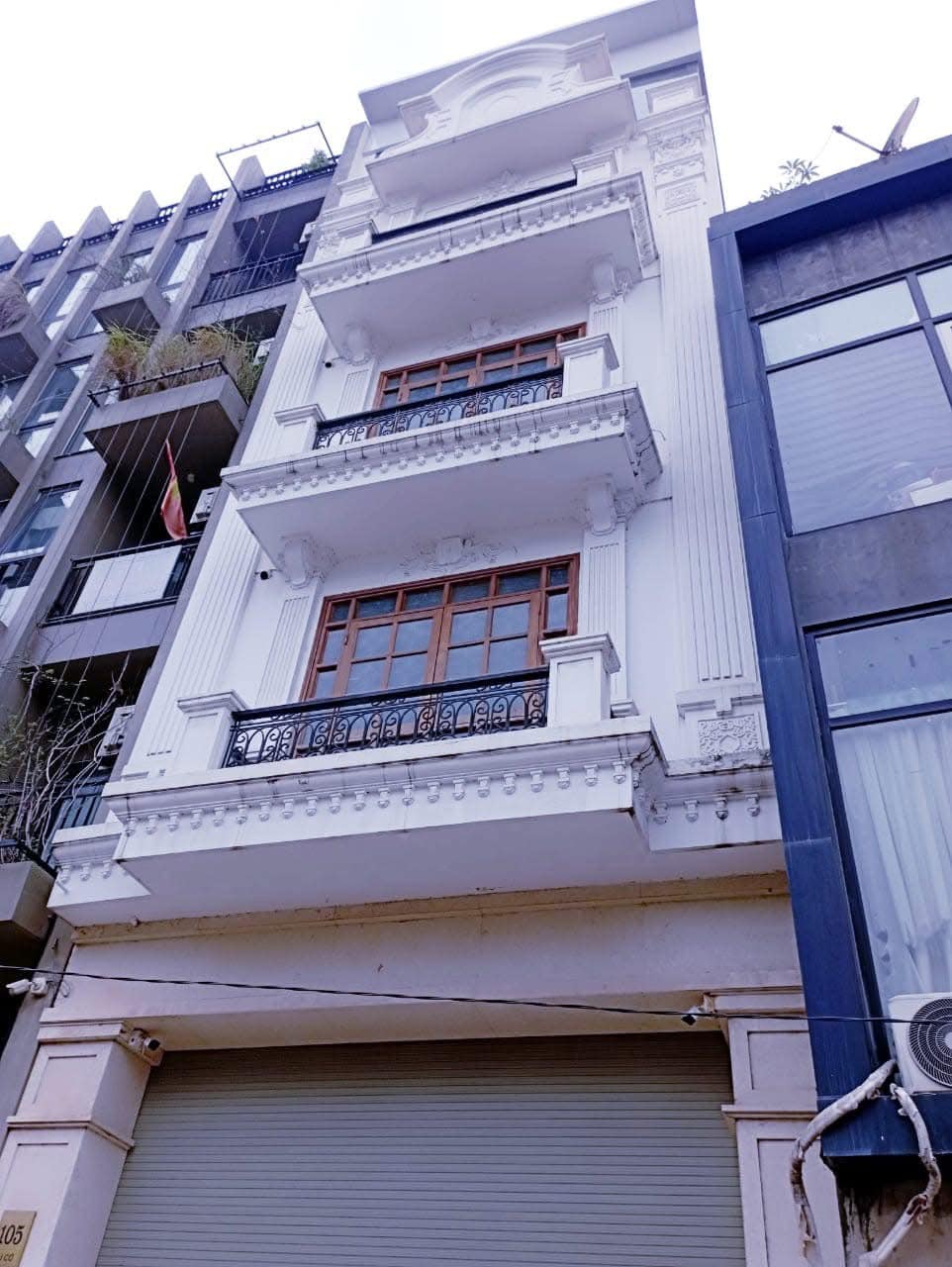 House for sale, 128 m², Tây Hồ