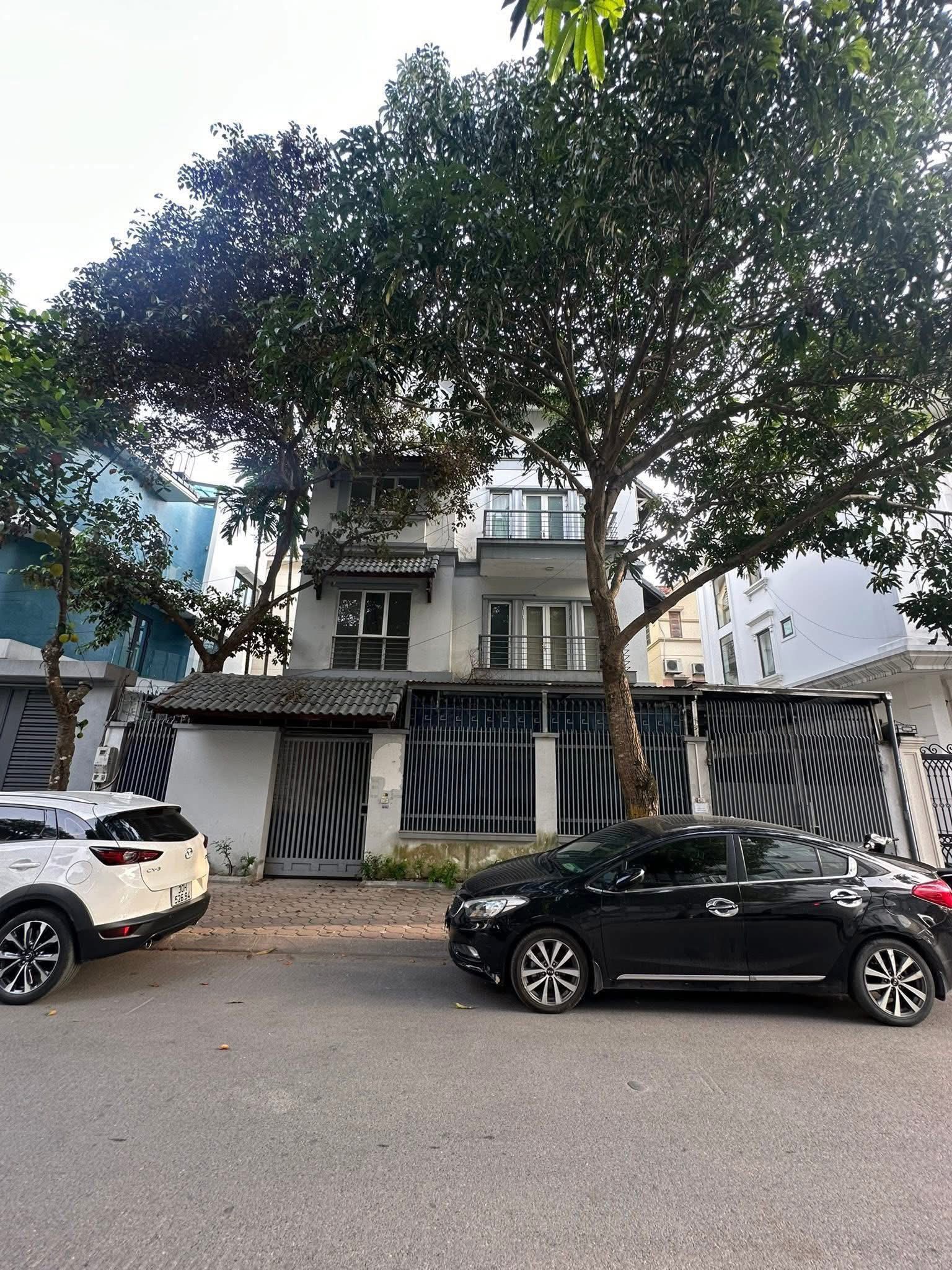 Bán nhà riêng, 189 m², Cầu Giấy