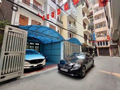 Bán nhà riêng, 8 PN, 105 m², Cầu Giấy