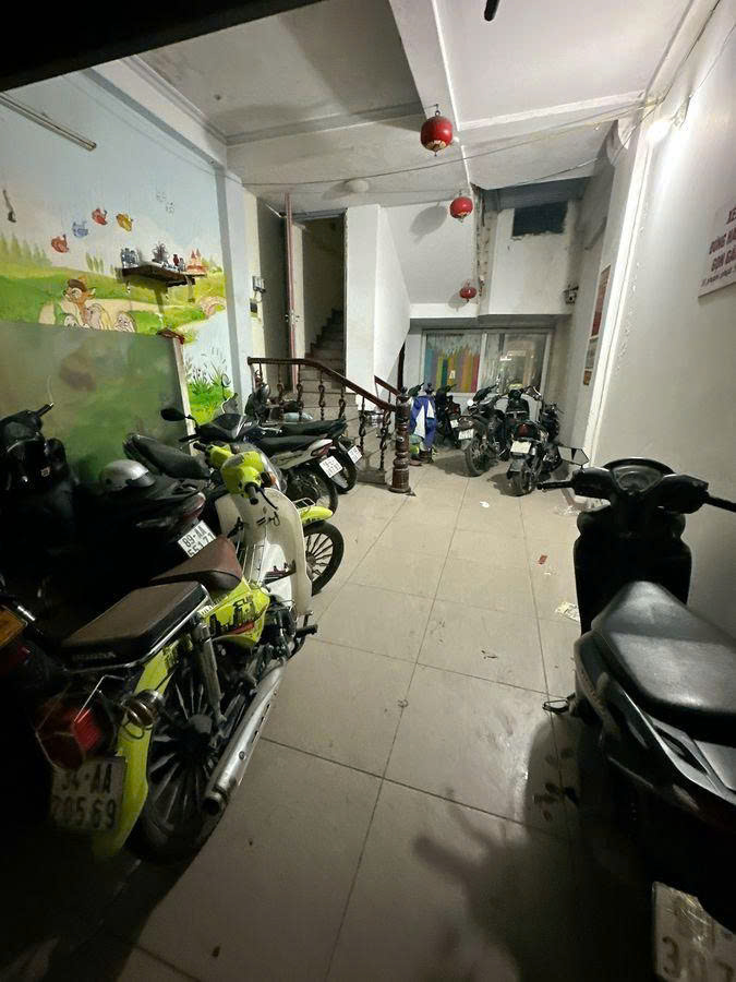 Bán nhà riêng, 5 PN, 134 m², Hà Đông