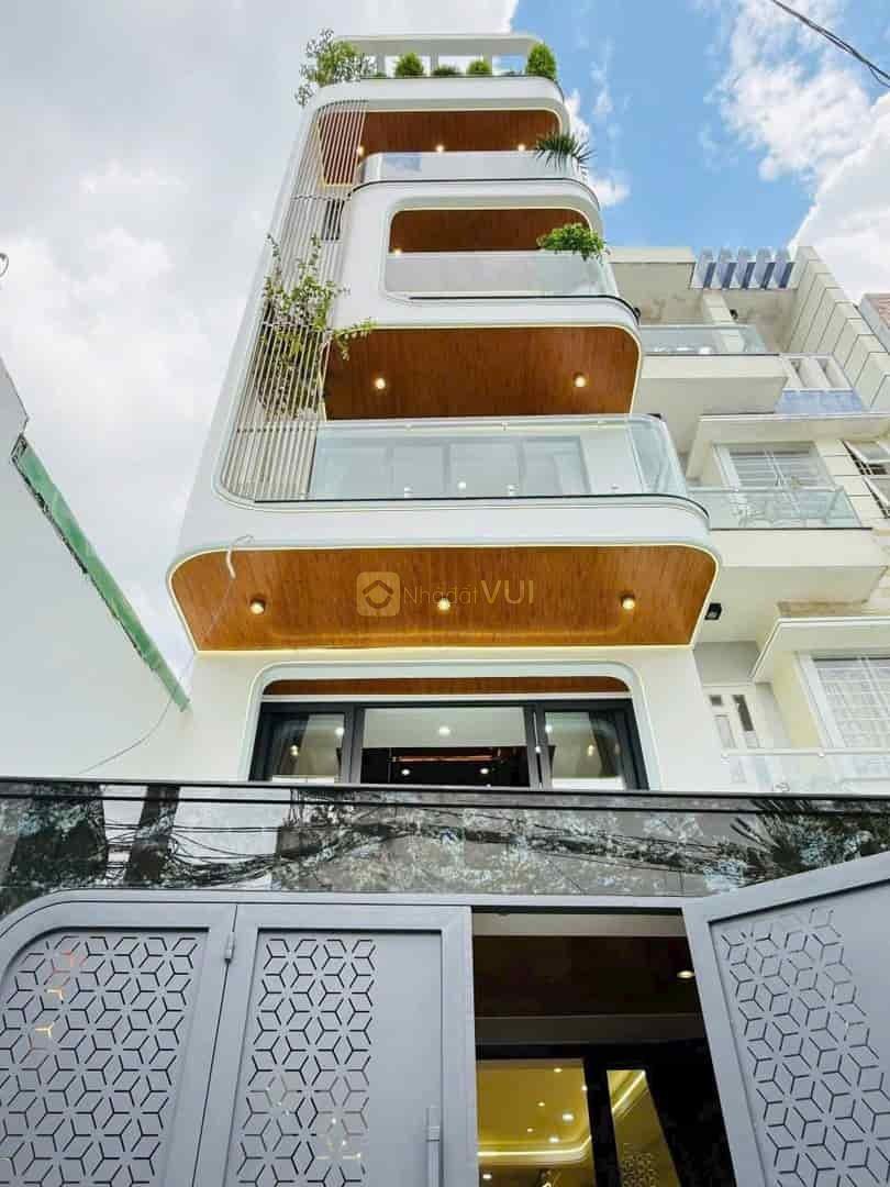 Продаётся дом, 6 спален, 53 м², Quận 10