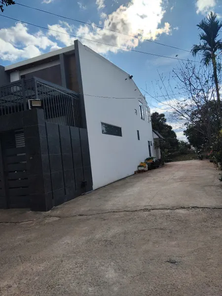 Bán đất vàng, 2 lô liền kề full thổ cư, gần Đại học Y Dược - Giá chỉ nhỉnh 2 tỷ/lô