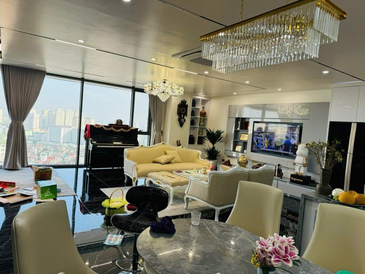 3-bedroom apartment for sale, 406 m², Hà Đông