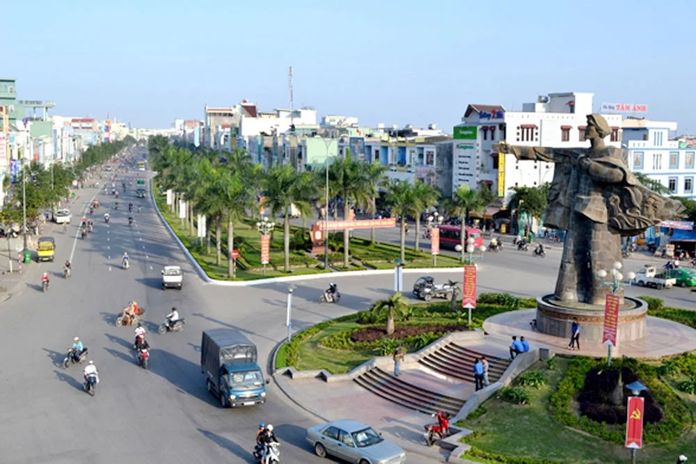 Bán đất tặng nhà Hải Châu, gần chợ đầu mối, ô tô đỗ cửa, giá hơn 9 tỷ