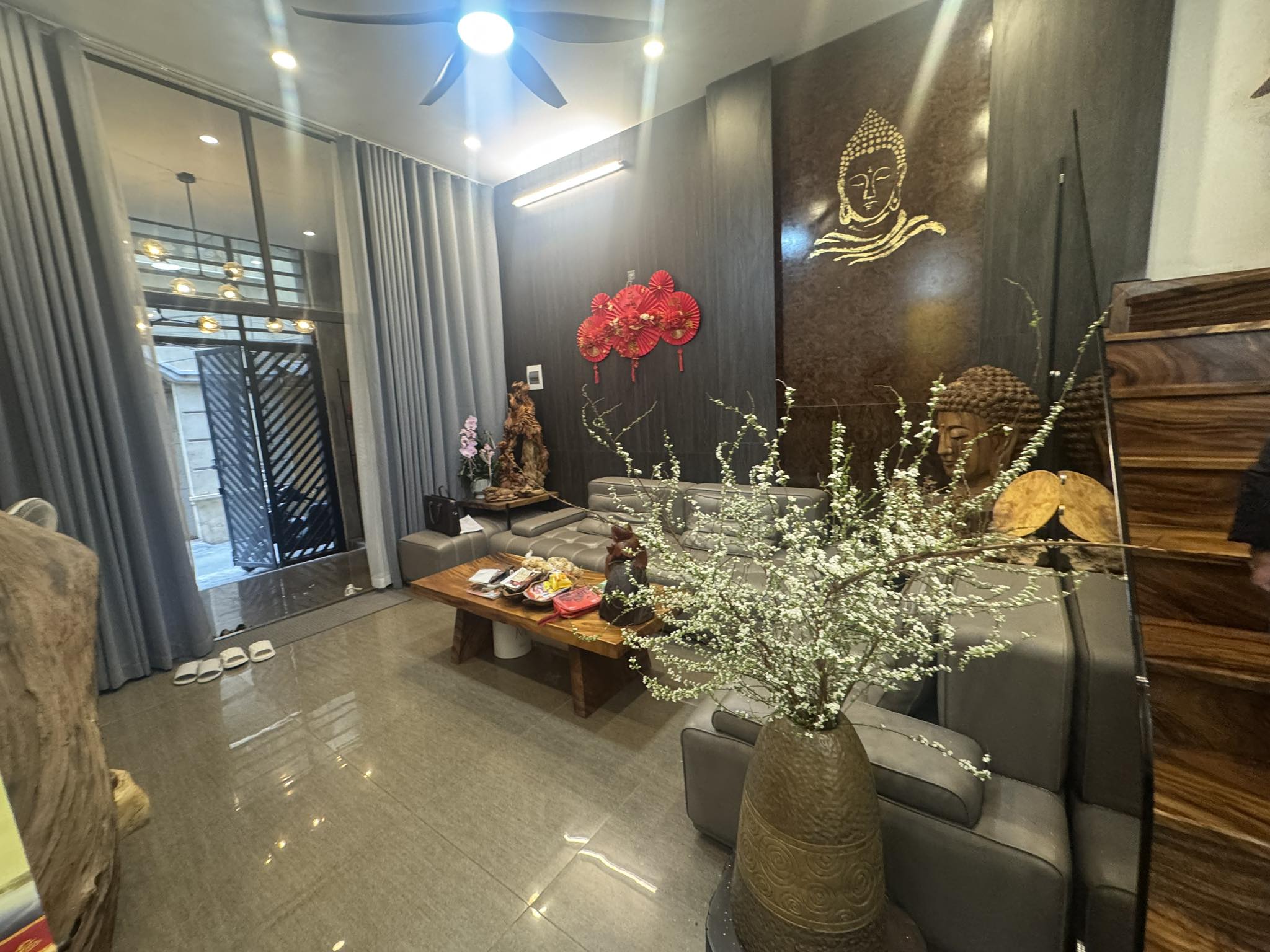 Продаётся дом, 4 спальни, 74 м², Hai Bà Trưng