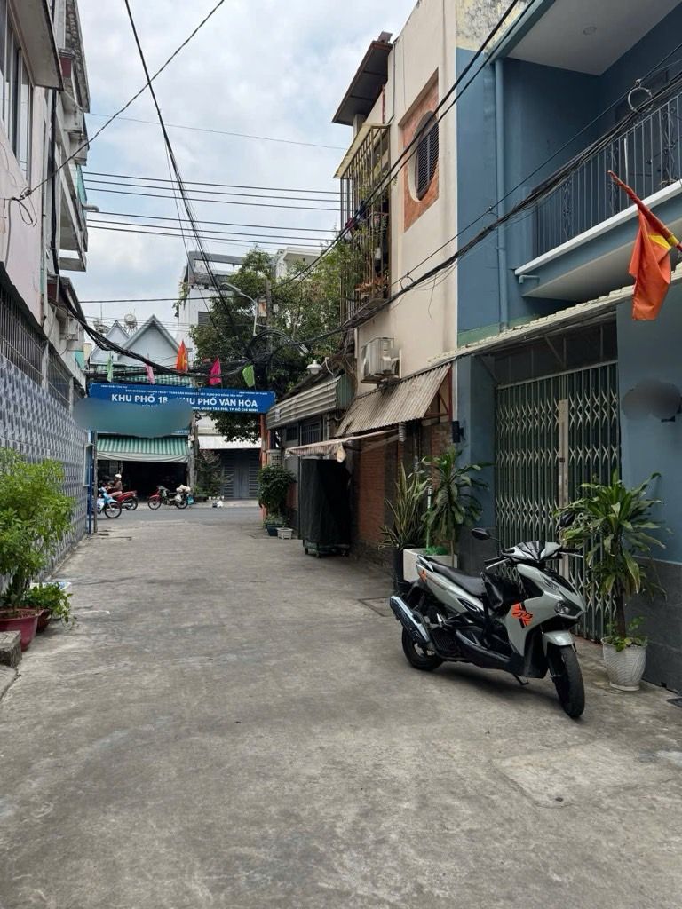 Продаётся дом, 2 спальни, 40 м², Tân Phú