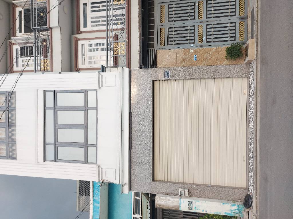Продаётся дом, 5 спален, 55 м², Bình Tân