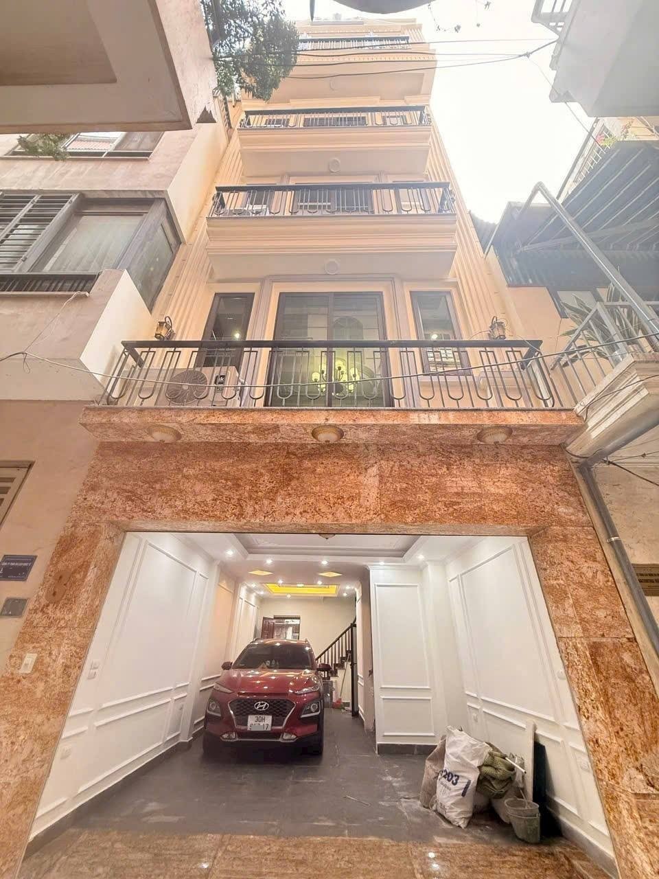 Продаётся дом, 6 спален, 47 м², Cầu Giấy