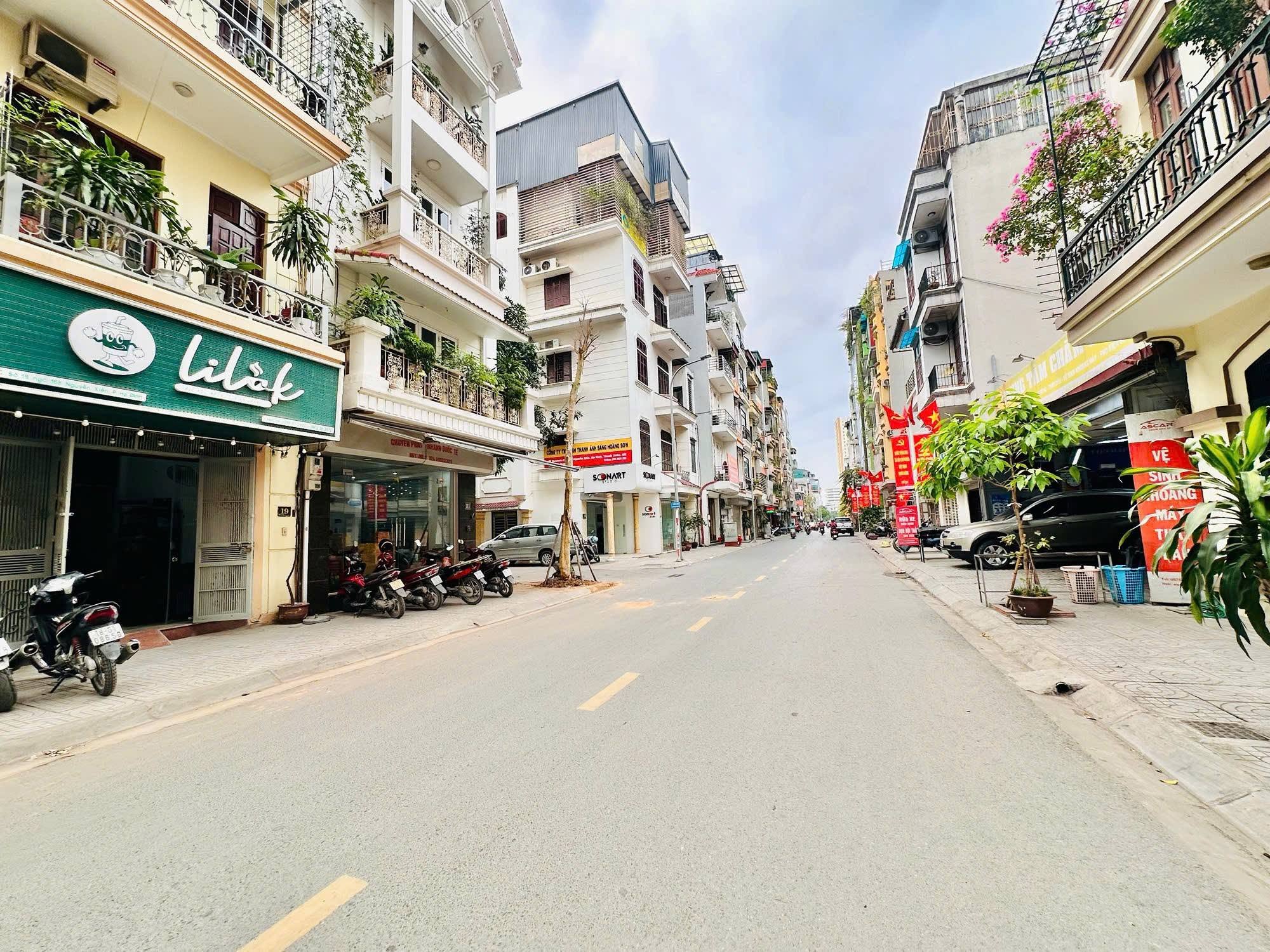 Продаётся дом, 6 спален, 60 м², Thanh Xuân