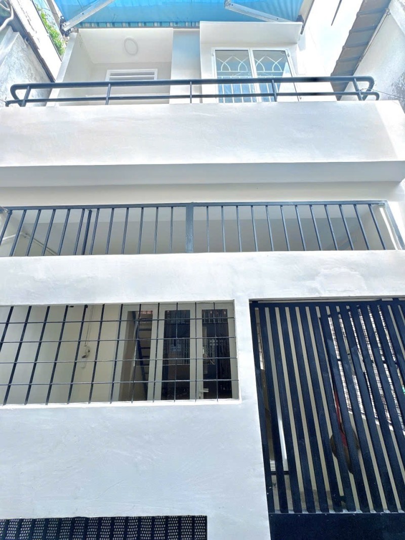 Продаётся дом, 3 спальни, 57 м², Quận 3