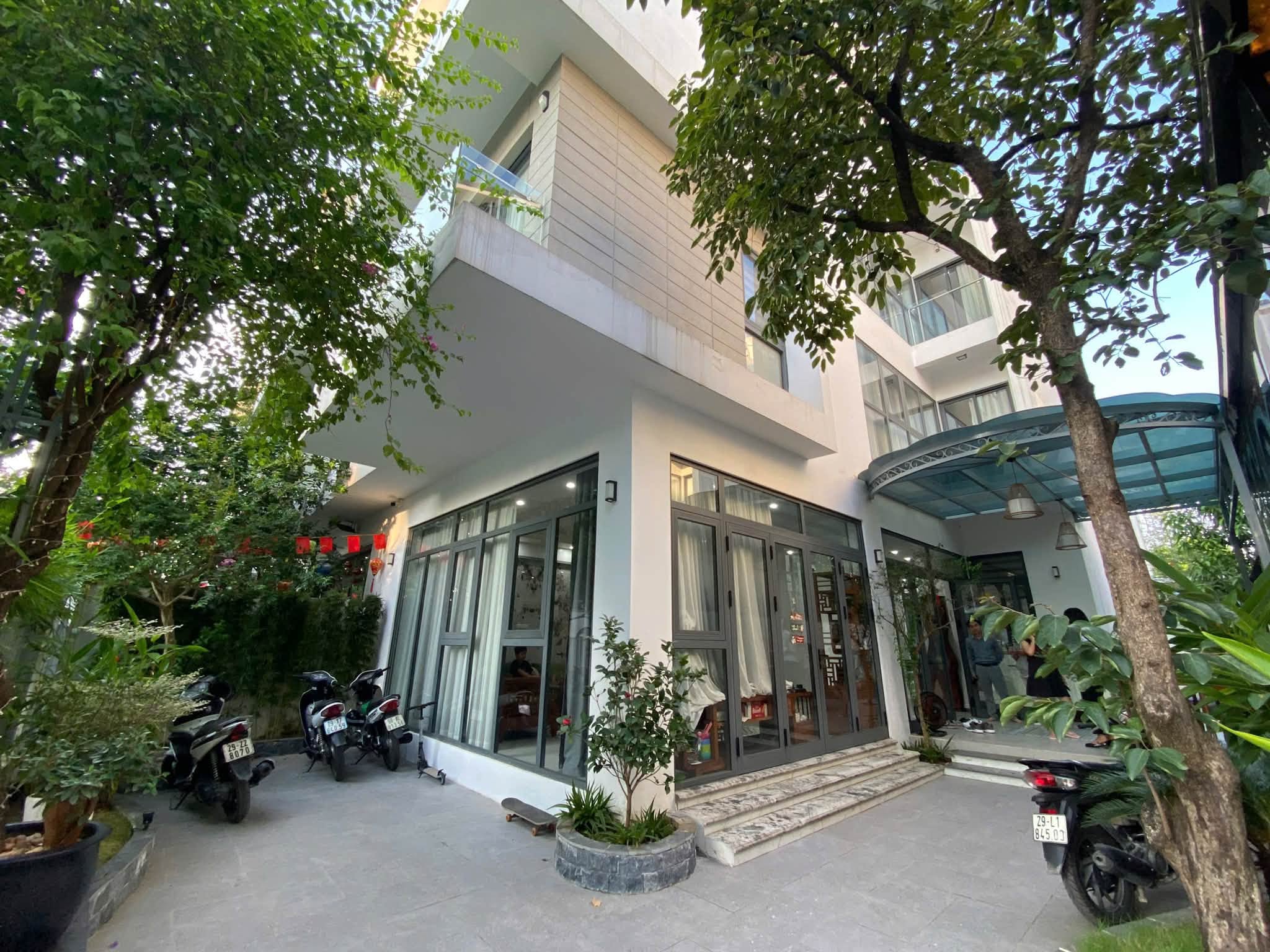Продаётся дом, 4 спальни, 200 м², Hà Đông