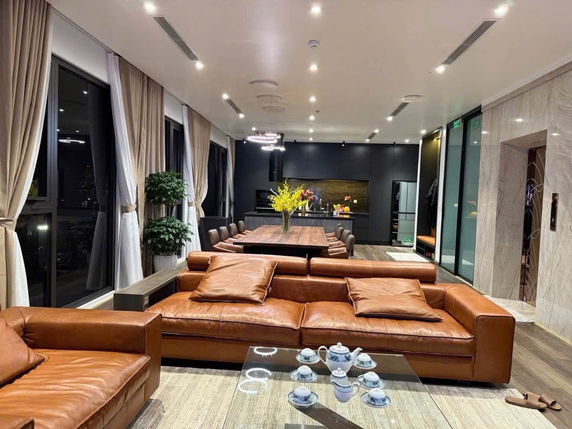 House for sale, 136 m², Tây Hồ