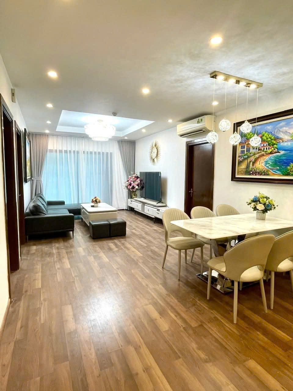 Продаётся квартира, 3 спальни, 90 м², Bắc Từ Liêm