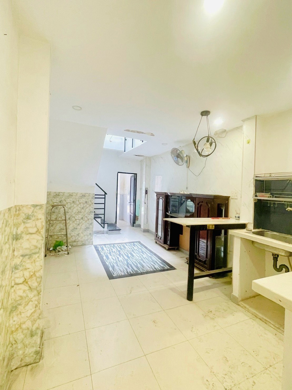 Продаётся дом, 3 спальни, 69 м², Bình Thạnh