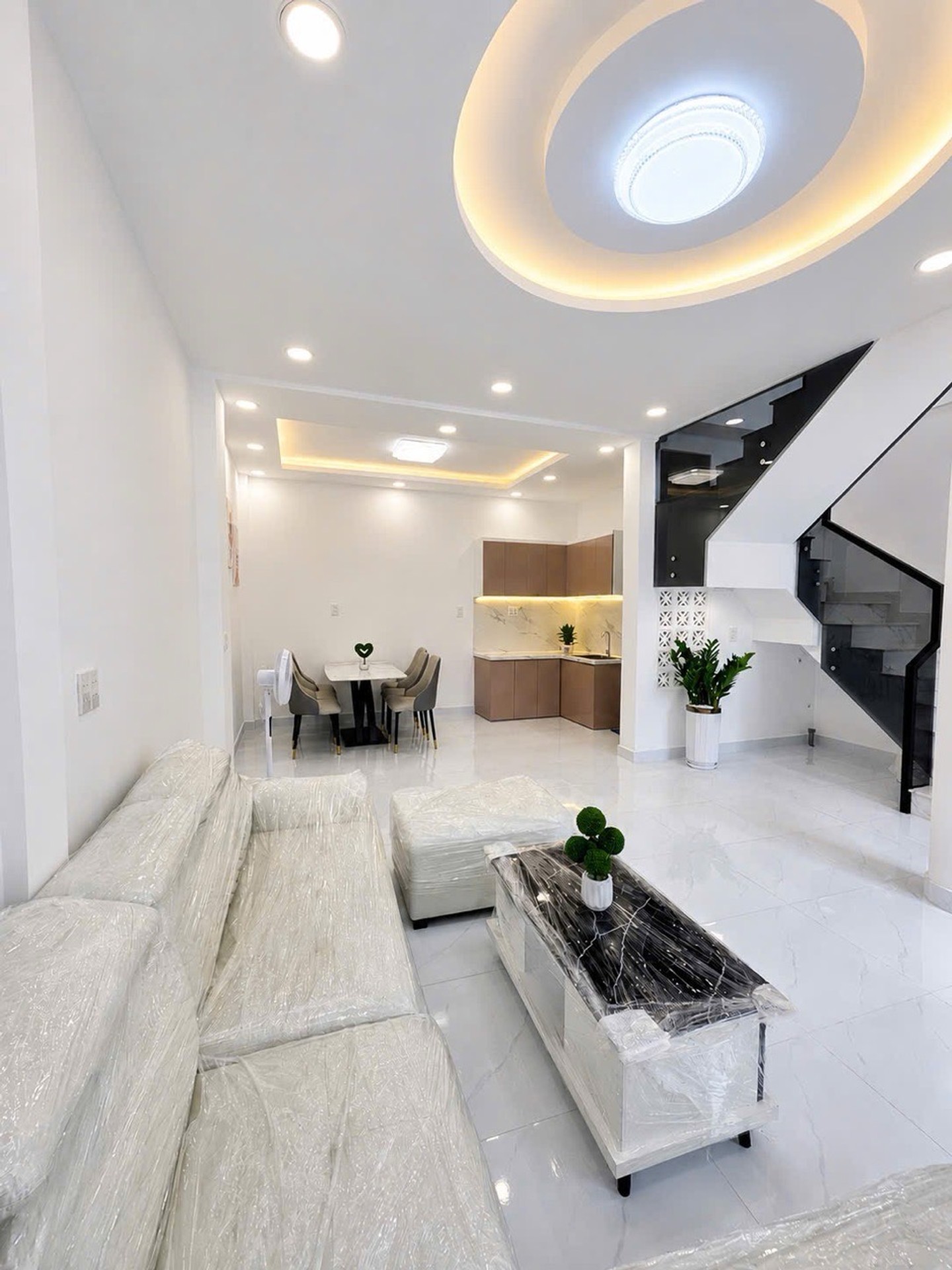 Продаётся дом, 2 спальни, 50 м², Bình Tân