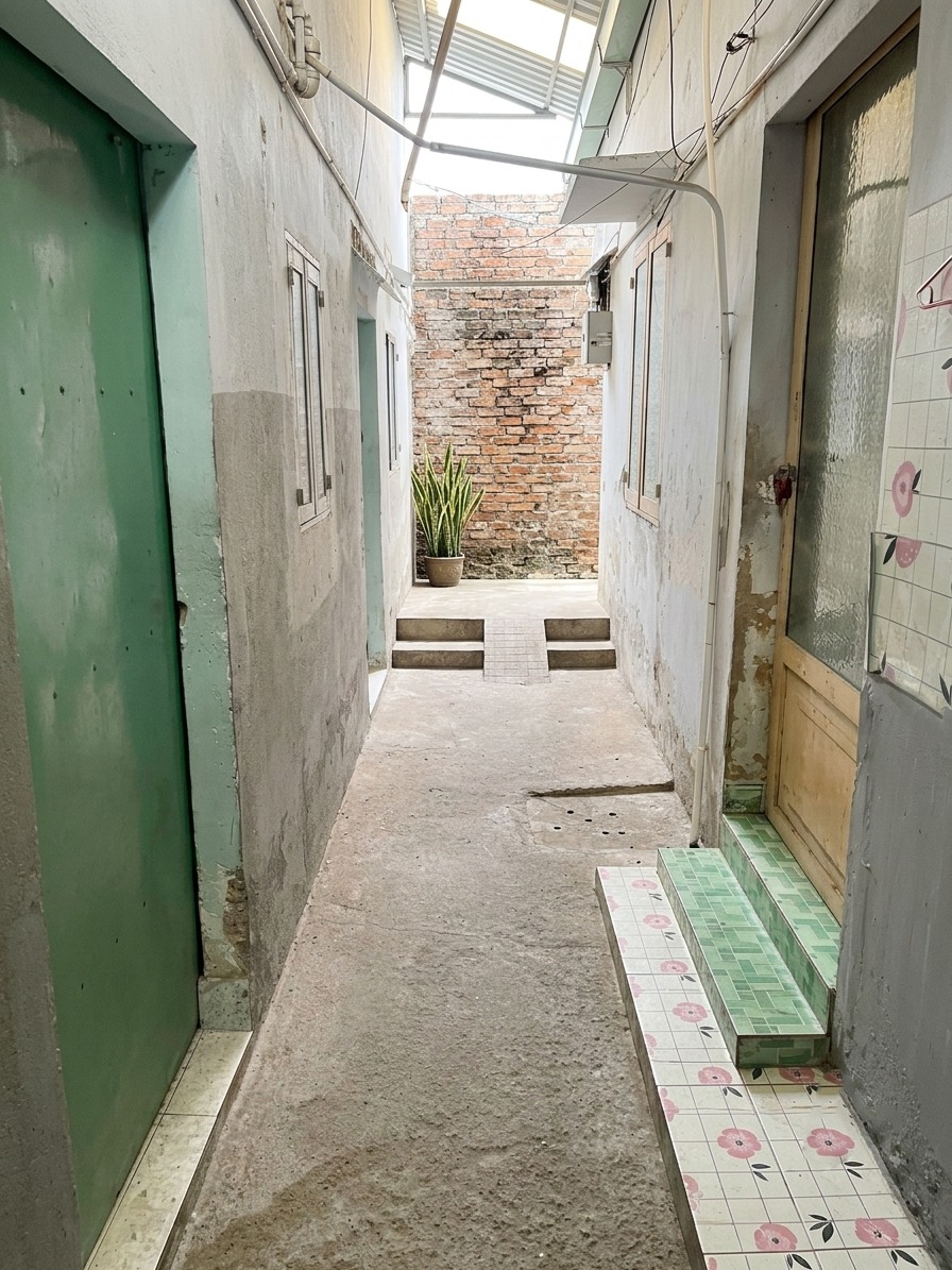Продаётся дом, 5 спален, 248 м², Quận 12