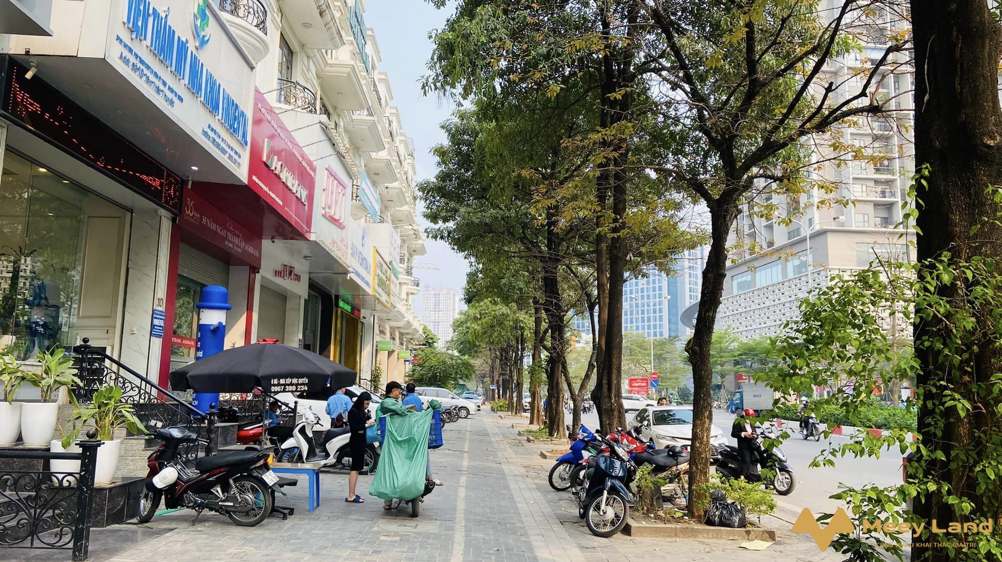 Bán nhà riêng, 4 PN, 120 m², Cầu Giấy