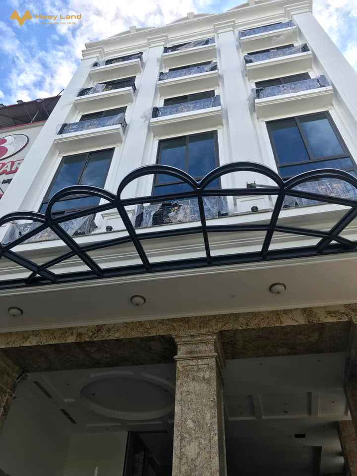 Продаётся недвижимость, 234 м², Nam Từ Liêm