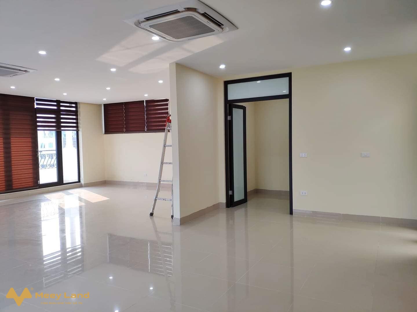 Продаётся дом, 4 спальни, 90 м², Thanh Xuân